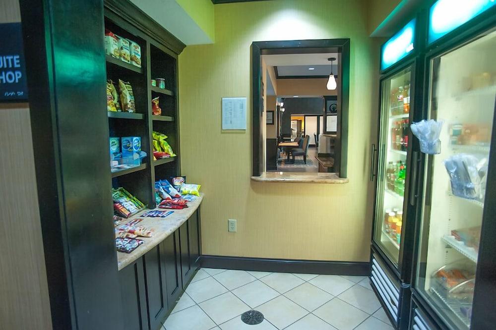 Hampton Inn & Suites פלסטין מראה חיצוני תמונה
