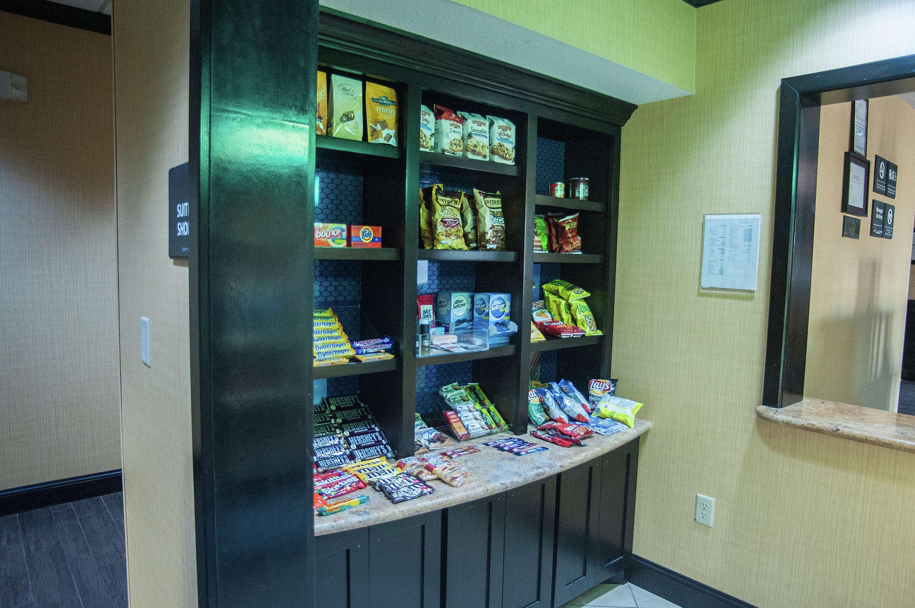 Hampton Inn & Suites פלסטין מראה חיצוני תמונה