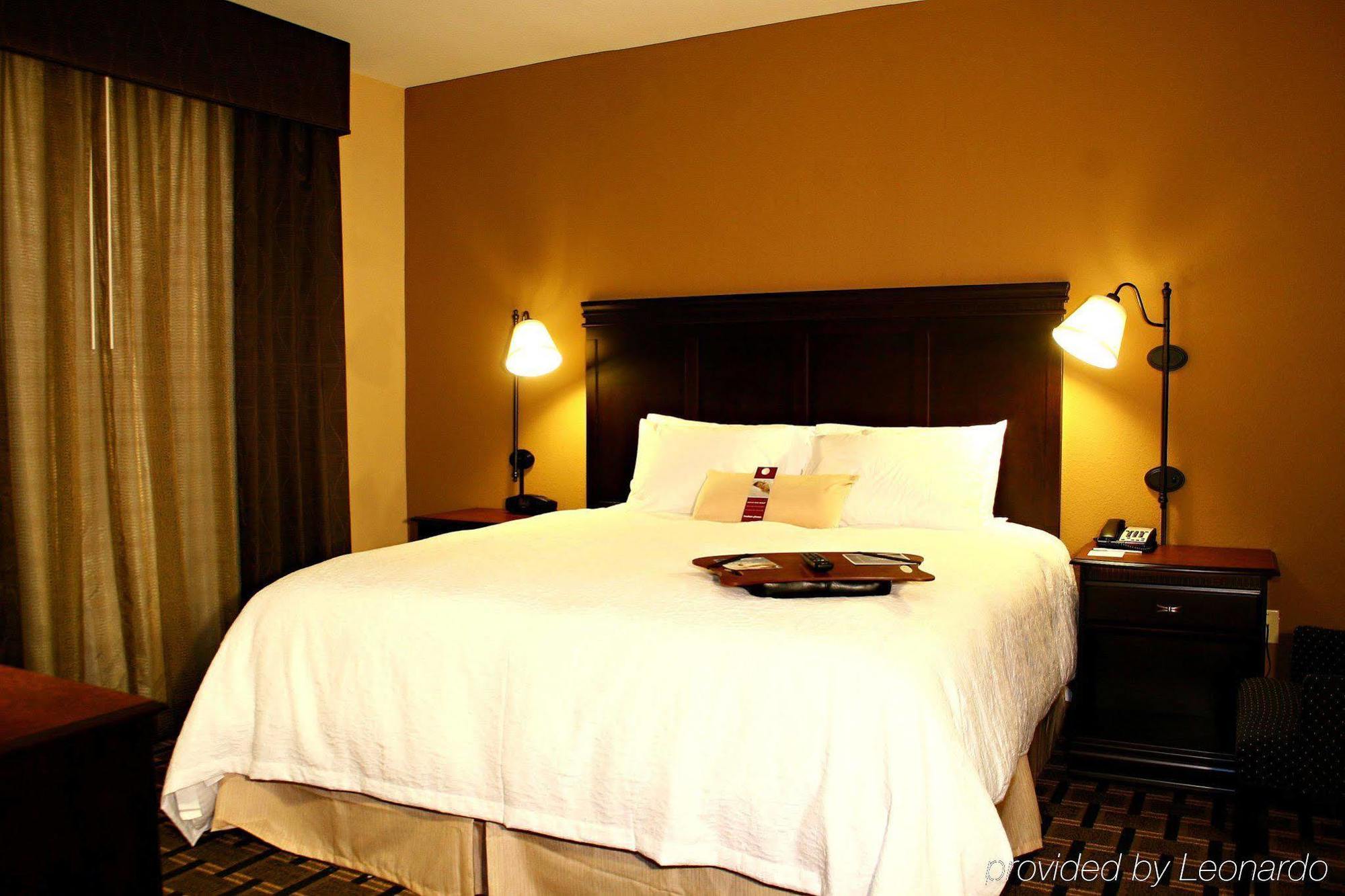 Hampton Inn & Suites פלסטין חדר תמונה