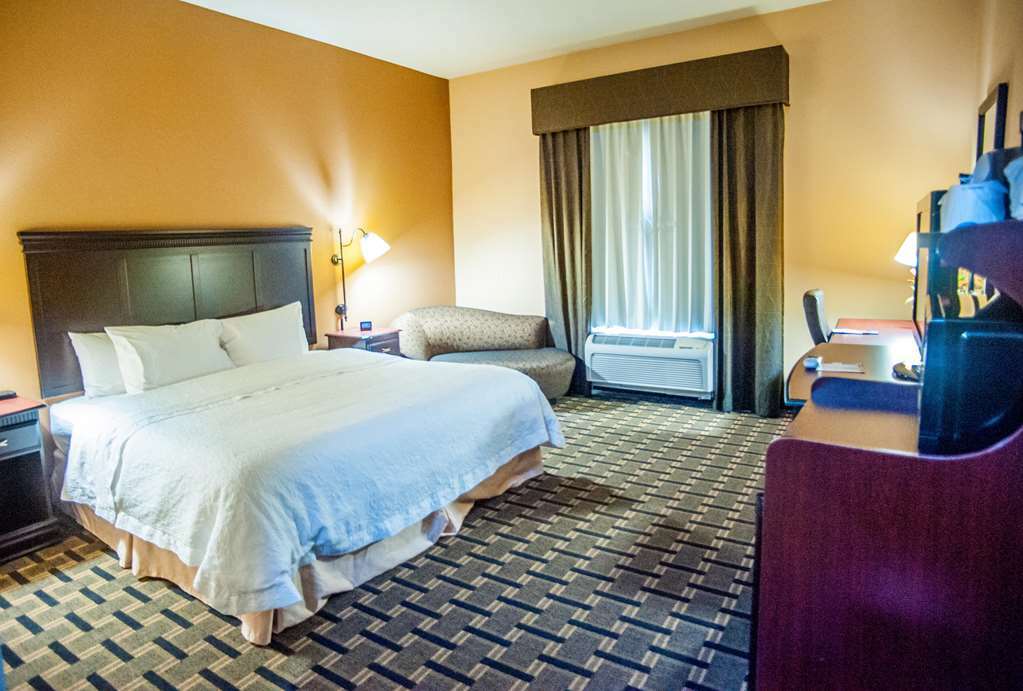 Hampton Inn & Suites פלסטין חדר תמונה
