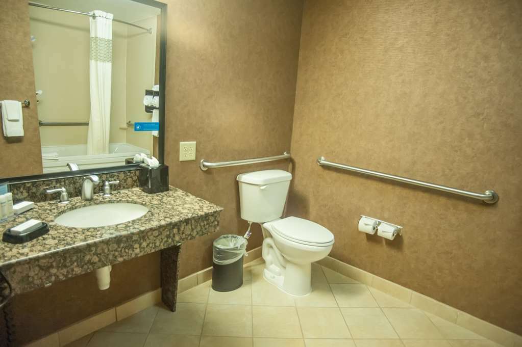 Hampton Inn & Suites פלסטין חדר תמונה
