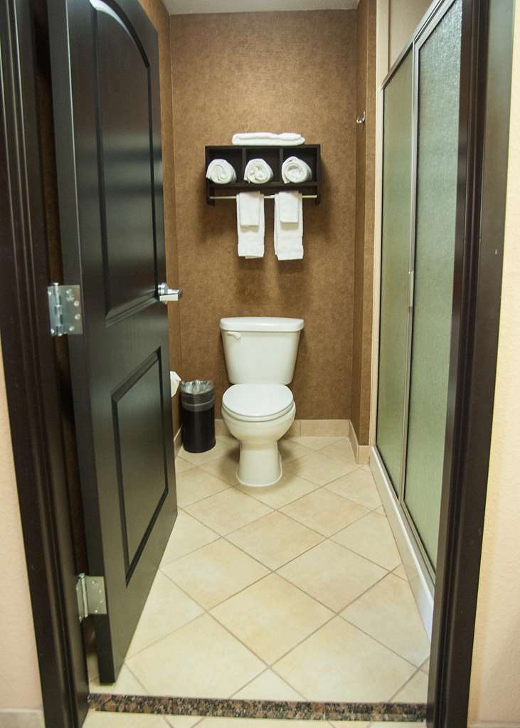 Hampton Inn & Suites פלסטין חדר תמונה