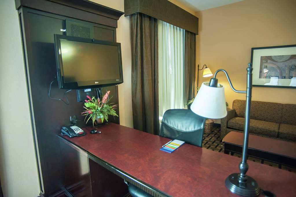 Hampton Inn & Suites פלסטין חדר תמונה